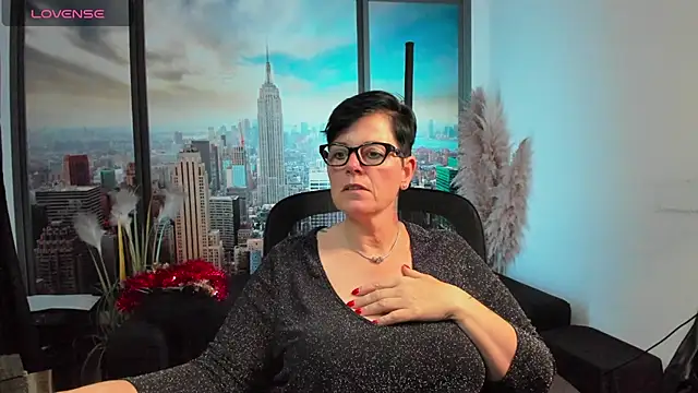 ninarandmann online show from October 16, 2025, 4:19 pm