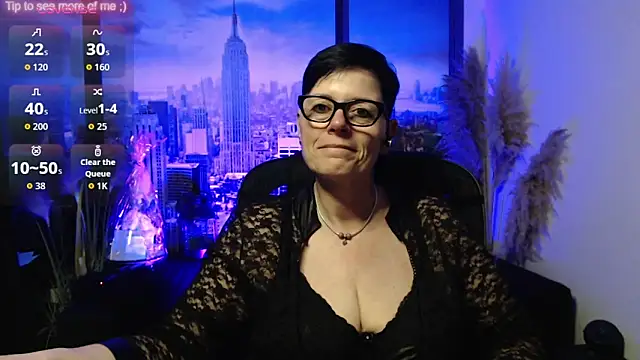 ninarandmann online show from May 25, 2026, 4:13 pm