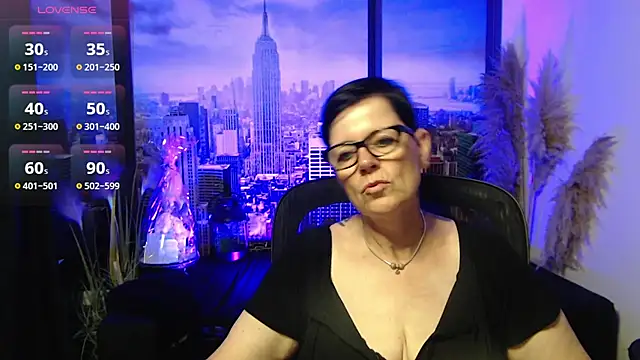 Snapshot of ninarandmann chatting on June 22, 2026, 4:26 pm ninarandmann online show from June 22, 2026, 4:26 pm