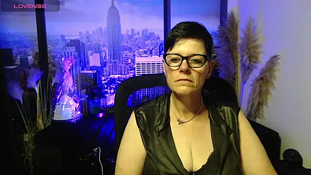 Snapshot of ninarandmann chatting on July 11, 2026, 3:26 pm ninarandmann online show from July 11, 2026, 3:26 pm
