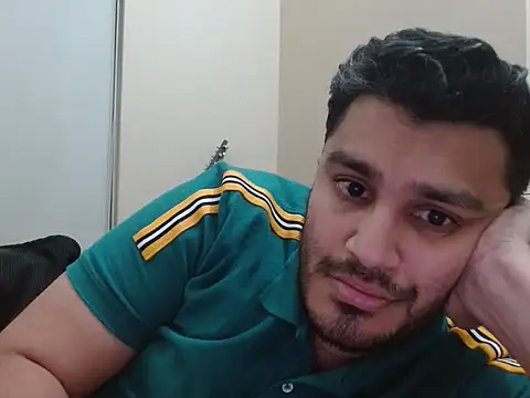 Snapshot of robintoit chatting on February 5, 2026, 4:33 pm robintoit online show from February 5, 2026, 4:33 pm