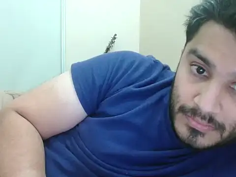 Snapshot of robintoit chatting on February 19, 2026, 8:43 am robintoit online show from February 19, 2026, 8:43 am