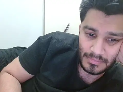 Snapshot of robintoit chatting on February 20, 2026, 6:52 pm robintoit online show from February 20, 2026, 6:52 pm