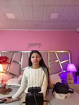 Bonniepark online show from February 17, 2025, 12:05 pm