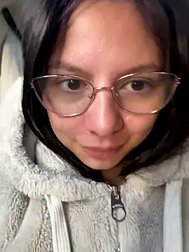 Bonniepark online show from September 23, 2025, 12:08 pm