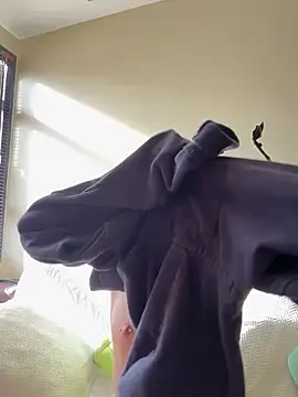 Bonniepark online show from October 13, 2025, 12:38 pm