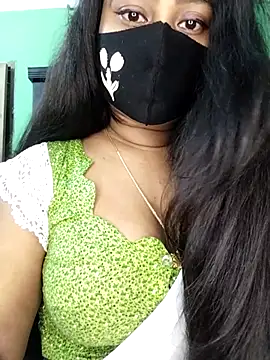 Snapshot of Idhika_Paul chatting on March 31, 2026, 11:49 pm Idhika Paul online show from March 31, 2026, 11:49 pm