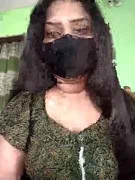 Snapshot of Idhika_Paul chatting on April 5, 2026, 3:15 am Idhika Paul online show from April 5, 2026, 3:15 am