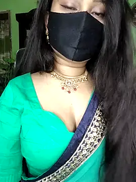 Snapshot of Idhika_Paul chatting on April 15, 2026, 1:45 am Idhika Paul online show from April 15, 2026, 1:45 am