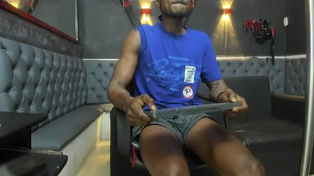 Snapshot of Terrance_z chatting on February 21, 2026, 6:20 pm Terrance z online show from February 21, 2026, 6:20 pm