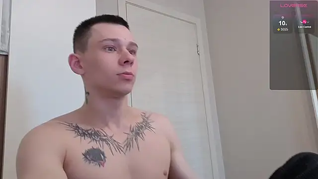 R1mmo   online show from October 1, 2025, 12:00 pm