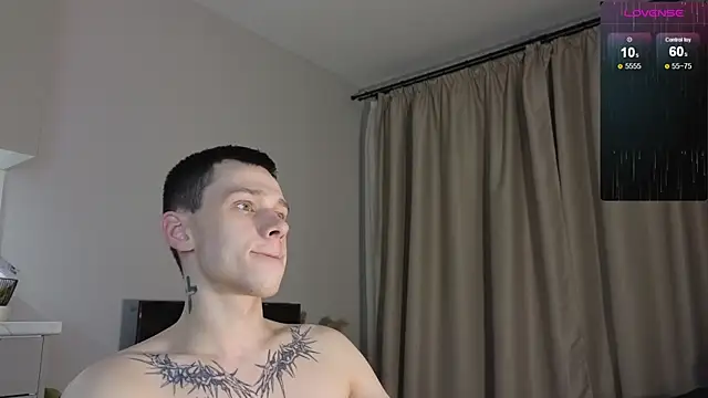 R1mmo   online show from December 15, 2025, 5:50 pm