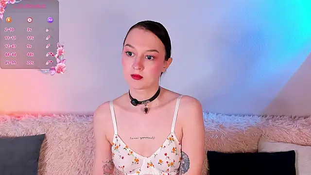 Snapshot of CrystalRey chatting on September 30, 2025, 6:51 am CrystalRey online show from September 30, 2025, 6:51 am