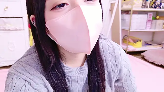 Snapshot of nathi_ko_xo chatting on October 7, 2025, 10:45 am nathi ko xo online show from October 7, 2025, 10:45 am