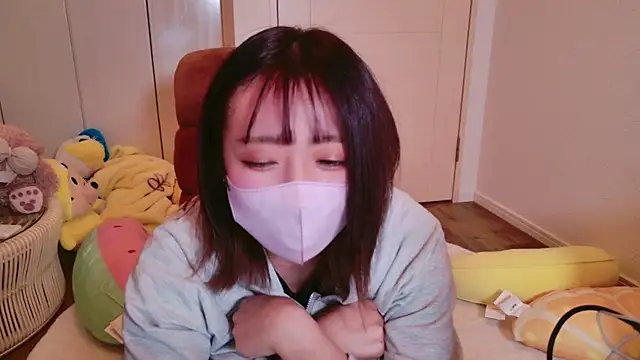 Snapshot of ayu_yu_xo chatting on January 6, 2025, 1:30 pm ayu yu xo online show from January 6, 2025, 1:30 pm