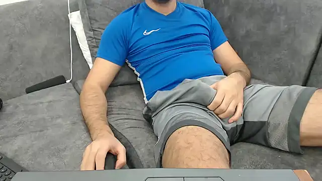 Naughtb0y online show from January 6, 2025, 1:41 pm