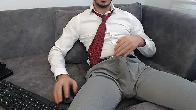 Snapshot of Naughtb0y chatting on February 9, 2026, 1:26 pm Naughtb0y online show from February 9, 2026, 1:26 pm