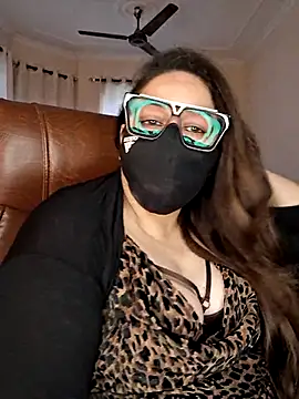 Snapshot of SEXY-Sardarni chatting on June 21, 2026, 8:28 am SEXY-Sardarni online show from June 21, 2026, 8:28 am