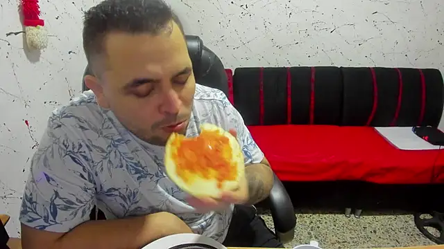  ace ventura online show from December 23, 2024, 4:17 pm