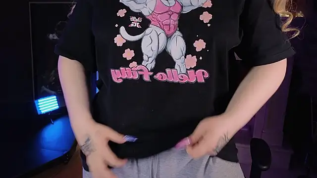 carolina elf online show from March 22, 2026, 8:18 am