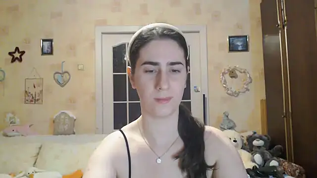 INELIKA online show from October 21, 2025, 9:04 pm