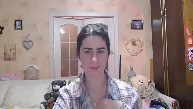 INELIKA online show from November 17, 2025, 8:36 pm