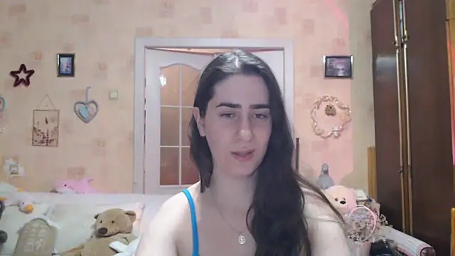 INELIKA online show from November 29, 2025, 9:40 pm