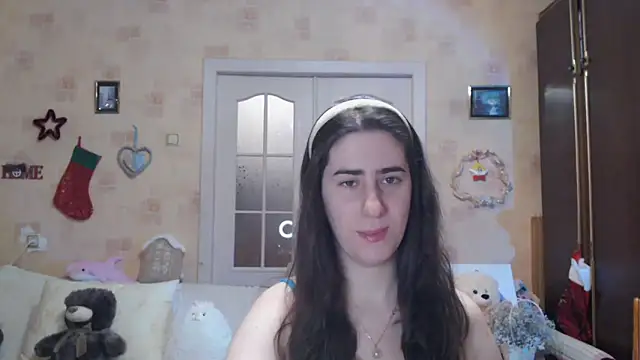 INELIKA online show from January 5, 2026, 10:57 pm