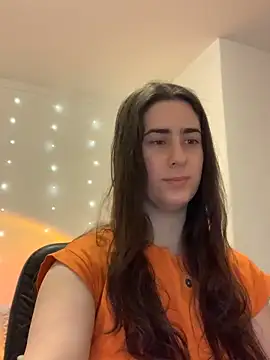 INELIKA online show from April 4, 2026, 10:29 pm