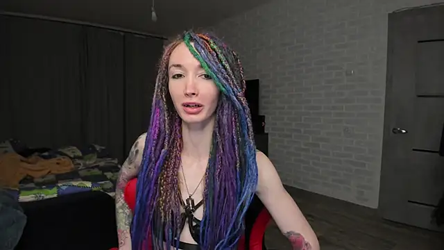 Roxy Silver online show from January 12, 2025, 5:44 pm