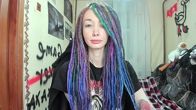 Roxy Silver online show from January 13, 2025, 6:59 pm