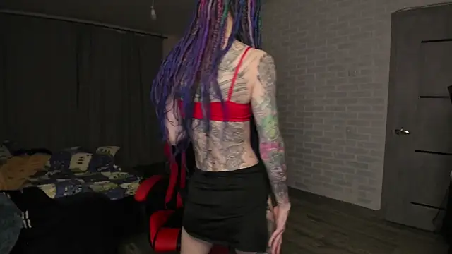 Roxy Silver online show from January 29, 2025, 2:40 am