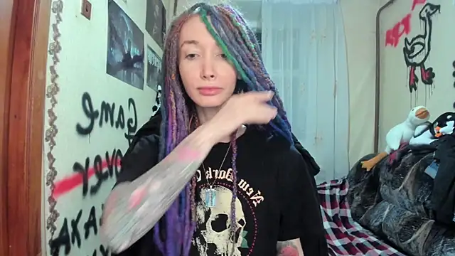 Roxy Silver online show from February 9, 2025, 1:33 am