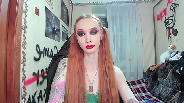 Roxy Silver online show from February 21, 2025, 1:00 am