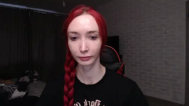 Snapshot of Roxy_Silver chatting on June 23, 2026, 12:25 pm Roxy Silver online show from June 23, 2026, 12:25 pm