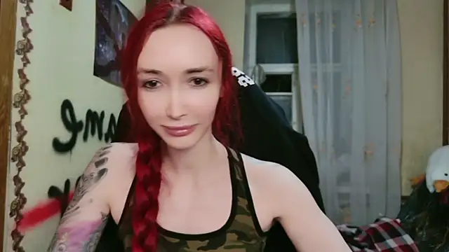 Snapshot of Roxy_Silver chatting on July 12, 2026, 9:17 pm Roxy Silver online show from July 12, 2026, 9:17 pm