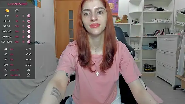 Snapshot of broosnica1 chatting on June 14, 2026, 8:05 am broosnica1 online show from June 14, 2026, 8:05 am