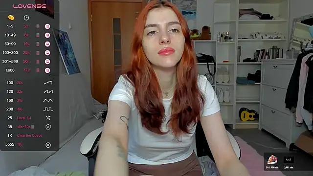 Snapshot of broosnica1 chatting on July 7, 2026, 6:05 am broosnica1 online show from July 7, 2026, 6:05 am