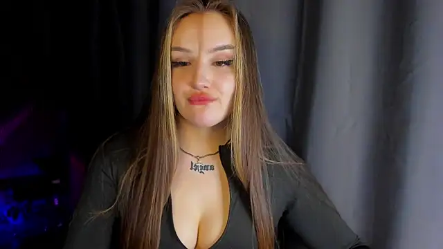 little m0use online show from January 22, 2025, 3:40 pm