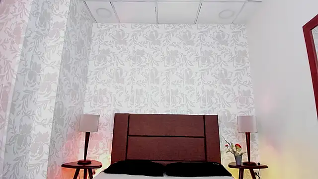 xenia golden online show from December 3, 2025, 2:15 pm