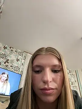 adel secret online show from April 5, 2026, 7:44 pm