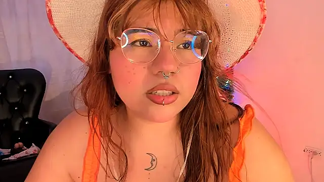 Samanta cutee online show from January 11, 2025, 8:32 pm