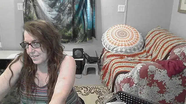 Snapshot of Ireallysquirt chatting on June 3, 2026, 3:20 am Ireallysquirt online show from June 3, 2026, 3:20 am