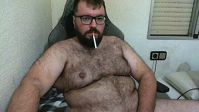 Juliakis online show from October 27, 2025, 11:52 pm