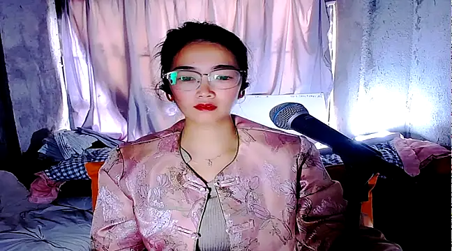 Floor oo online show from March 11, 2025, 7:26 am