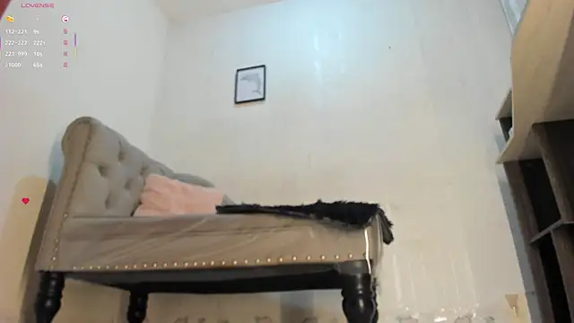 victoria Christie online show from April 26, 2026, 10:46 am