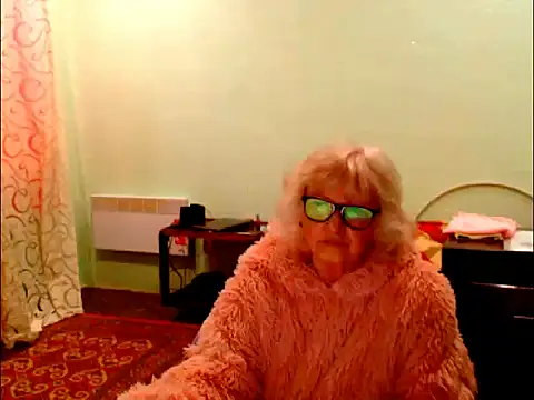 Natali7634 online show from April 6, 2026, 5:19 am