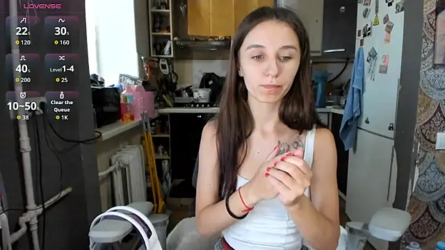 Snapshot of _Nika_Kik chatting on July 8, 2026, 5:12 am Nika Kik online show from July 8, 2026, 5:12 am