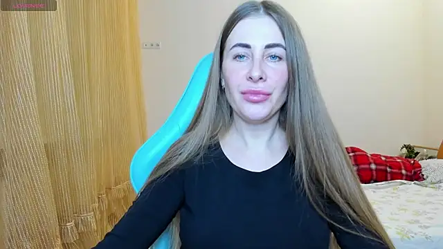 BarbaraKiss online show from December 28, 2024, 2:21 pm