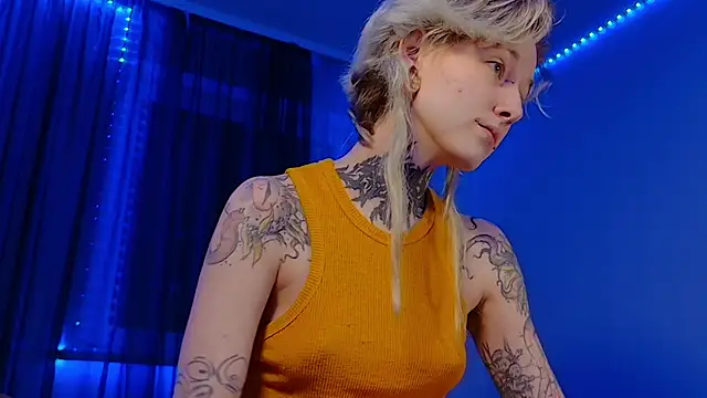 Littlespacemouse online show from December 15, 2024, 12:38 pm